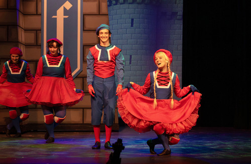 Bronson in Shrek DSC 6109 Enhanced NR.jpg