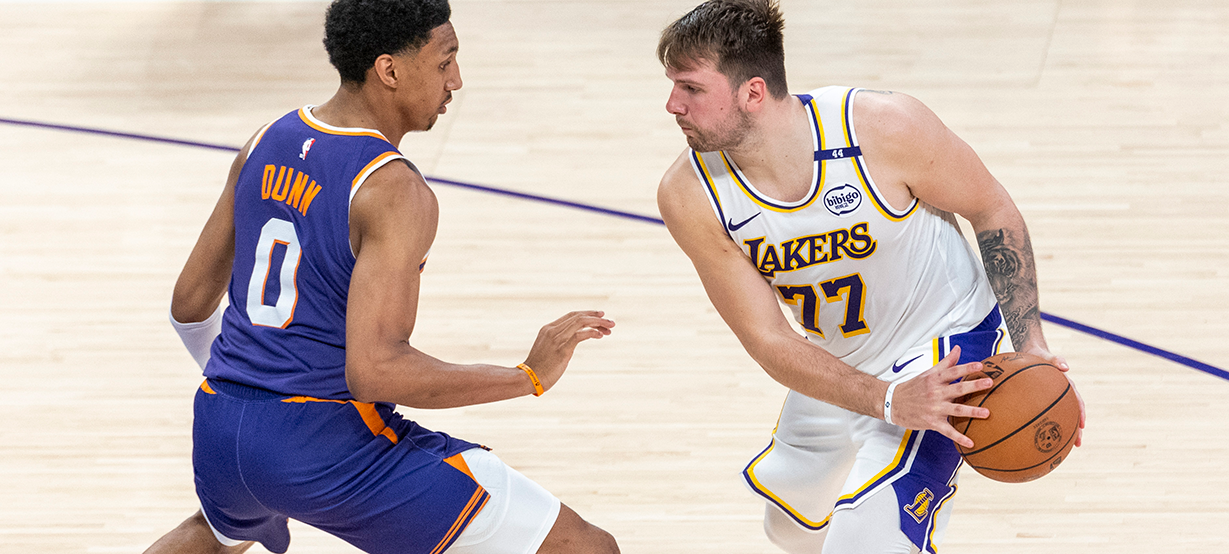 Primeiro jogo da pré-temporada do Lakers será contra o Suns