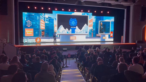 LbaswhsmUP5JhG l.jpg