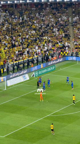 OUC nFYoxPR3bmZw.jpg