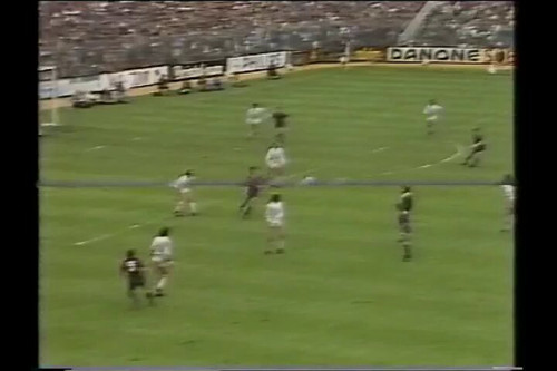 U iGYTTyIN5yJpxd.jpg