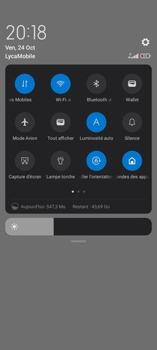 Screenshot 2025 10 24 20 18 47 454 lockscreen.jpg