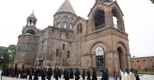 4989255913135374361?url=https%3A%2F%2Fwww.aravot.am%2Fwp content%2Fuploads%2F2025%2F01%2FMayr Ator 1.jpg