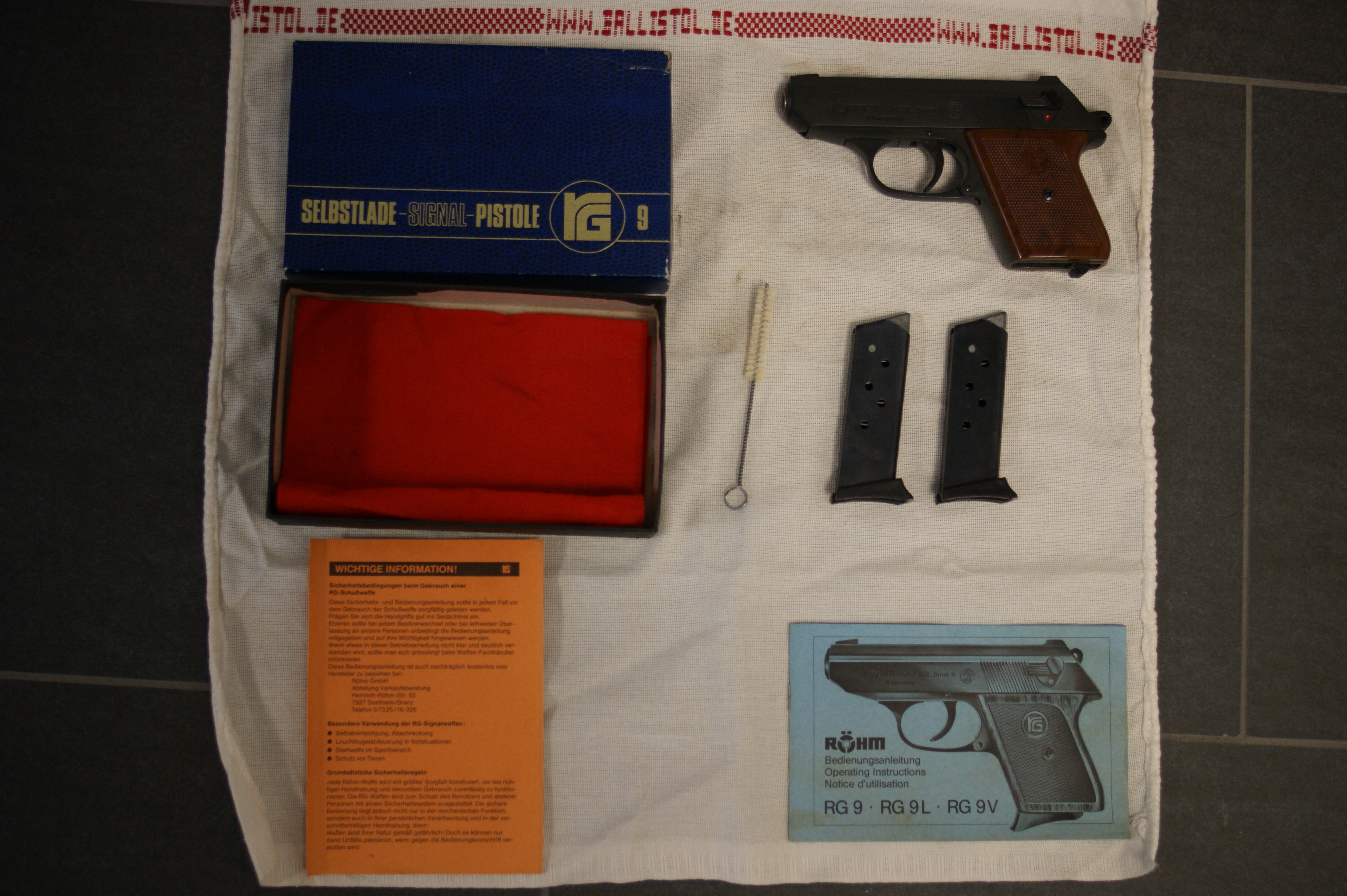 Rhm RG 9 Schreckschuss-Pistole Gesamtansicht 1