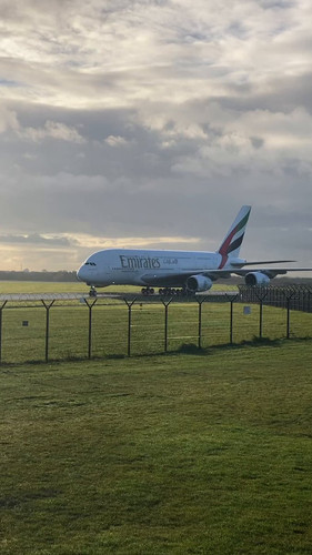 7gJbyVOPr57tA Gb.jpg