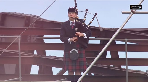 cD 9lFKbFL02G30E.jpg