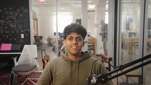 BnQnhys6GyT 6rWV.jpg