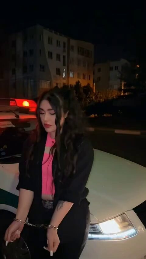 0qRkuzx60ZcockN .jpg