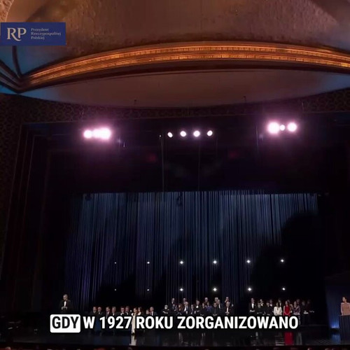 z jmmf74AhPNzMLh.jpg