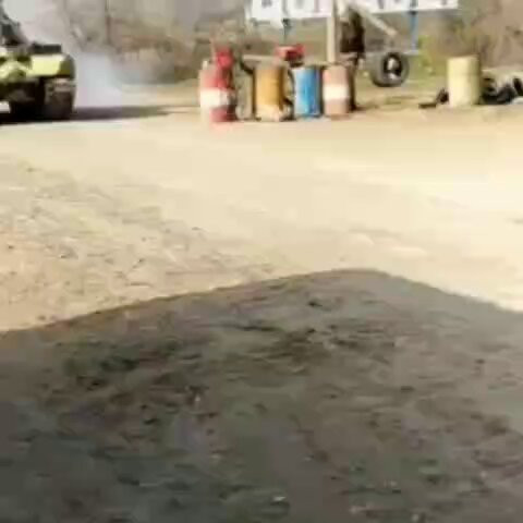 uOh2QayoZZx KXc0.jpg