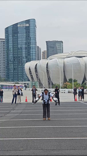 JWGMdfOJ9fmQG eC.jpg