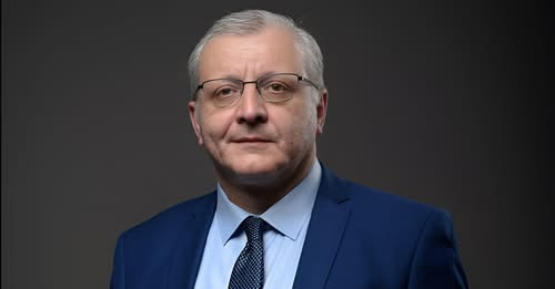 5651250918508056914?url=https%3A%2F%2Fmedialab.am%2Fwp content%2Fuploads%2F2025%2F09%2Fsurenyants.pn.jpg