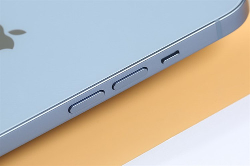 iphone 14 xanh 7 750x500.jpg