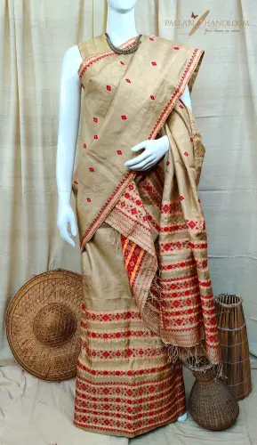 mekhola sador.webp