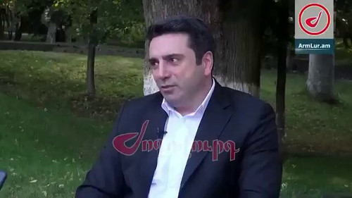 G4VBx6Ya2PFaWx i.jpg