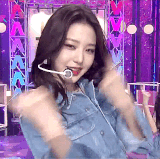 WonySoPrettyTeasingBaddie18.gif