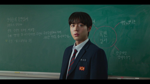 vlcsnap 2025 11 06 16h51m48s666.jpg