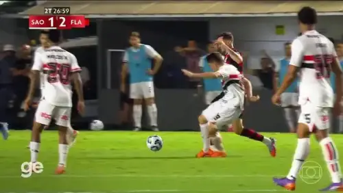 Pablo Maia deixa jogo com trauma no tornozelo e é dúvida para encarar o Bragantino