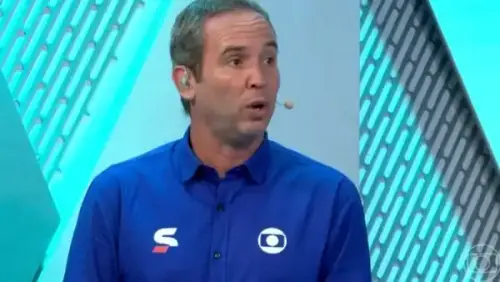 Comentarista critica Arboleda durante jogo contra o Flamengo