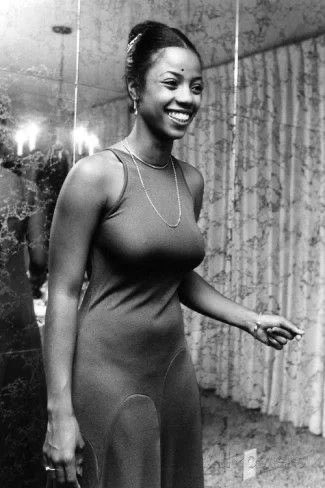 Bern Nadette Stanis.jpg
