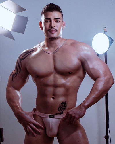 maxxmegalo 1711281399 3330792251960802533 25734082116.jpg