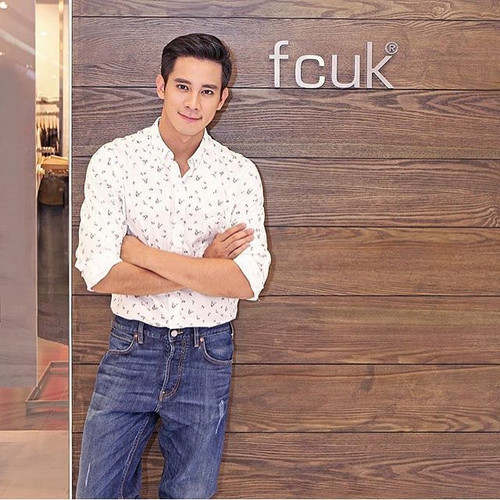 hothunk vietnam 31028417 376337479530666 712882885152997376 n.jpg