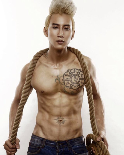 hothunk vietnam 31016782 191997421425380 7946897233813700608 n.jpg