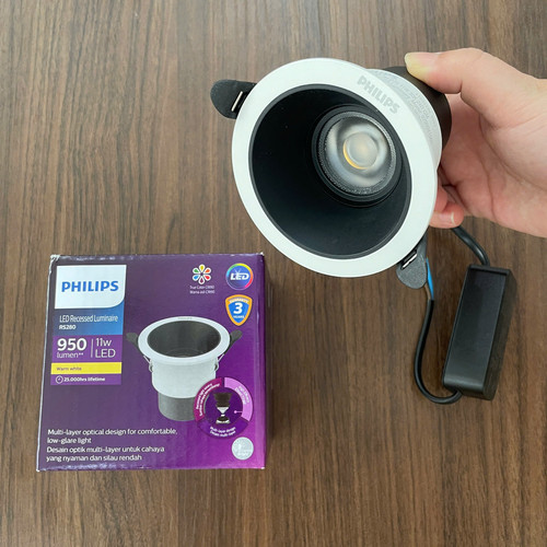 moi kham pha ngay den downlight am tran chieu diem led philips rs280 g2 rc rd d75 11w 930 24d gm 950