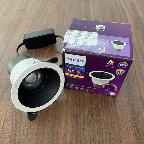 moi kham pha ngay den downlight am tran chieu diem led philips rs280 g2 rc rd d75 11w 930 24d gm 950.jpg