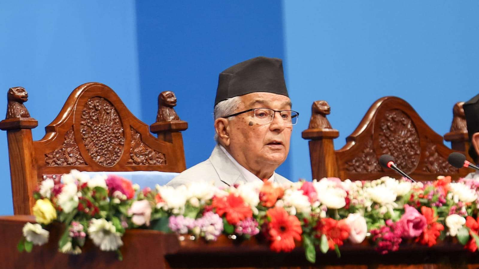 राष्ट्रपति पौडेल : तोकिएको चुनाव सम्पन्न गरी लोकतन्त्रलाई अझ सबल बनाउन सहयोग गरौं