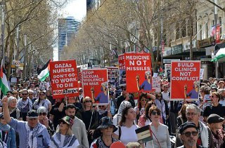 مسيرة في مدينة ملبورن الأسترالية؛ إسنادًا لغزة وتنديدًا بجرائم الاحتلال في قطاع غزة وللمطالبة بإنهاء الحرب....