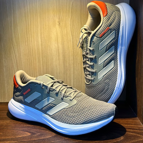 Tênis Adidas Response Runner.jpg