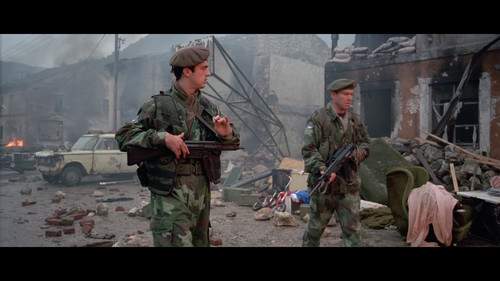 Savior.1998.1080p.AUS.Blu ray.Remux.CZ EN.DTS HD.MA.5.1.AVC My.mkv snapshot 00.20.55 [2025.10.17 18..jpg