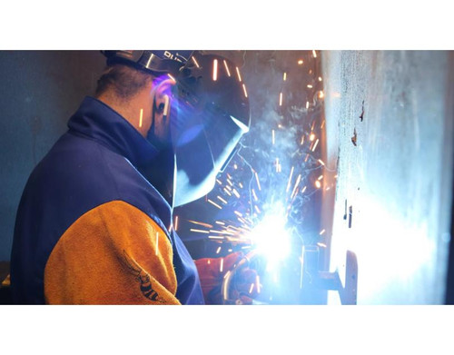 welding sparks 2048x1149.jpg