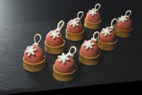 Coco Blush Bauble.jpg