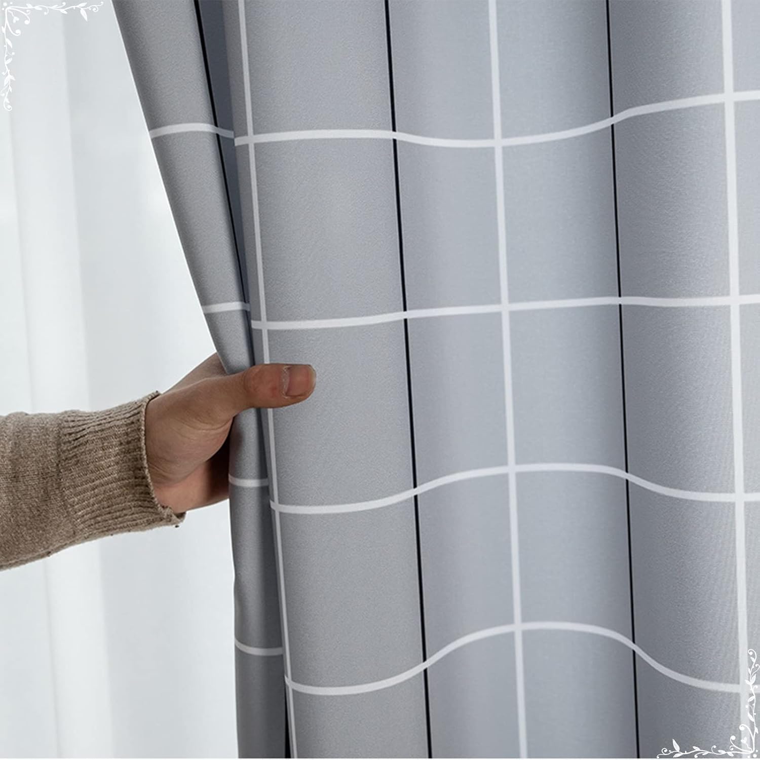 Shower Curtain Image 4