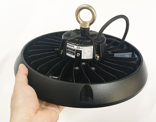 Den nha xuong Philips Fortimo High Bay Module LF 865 90 G3.jpg