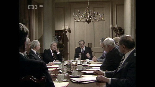 Jiste.pane.ministre.S03E01.Rovnopravnost.1982.1080i.HDTV.H264.MPA2.0 GarGG.mkv snapshot 20.22 [2025..jpg