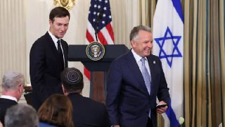 قناة 12 العبرية: ويتكوف وكوشنر ينضمان برفقة نتنياهو وديرمر لاجتماع الحكومة الإسرائيلية التي ستصوت الليلة على الصفقة....