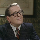 Yes.Minister.S02E02.Zaslouzene.pocty.1080p.WEB DL.CZ EN.DD2.0.x264 ProfessorPan.mkv snapshot 15.28 [