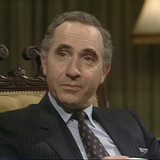 Yes.Minister.S02E02.Zaslouzene.pocty.1080p.WEB DL.CZ EN.DD2.0.x264 ProfessorPan.mkv snapshot 05.33 [