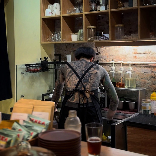 krisnhi97 1668960343 2975777502448144189 4154643946.jpg