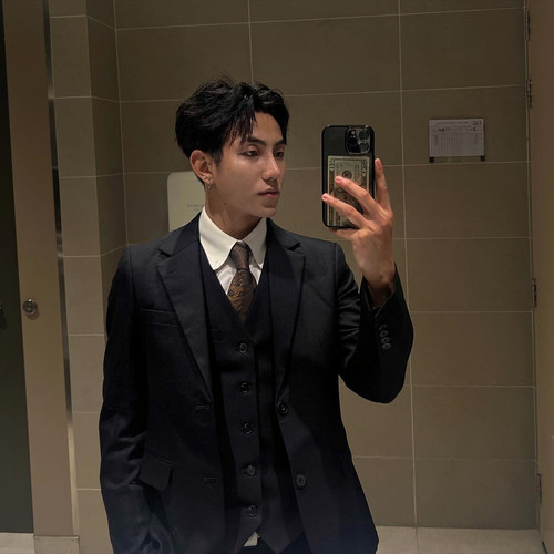 krisnhi97 1680965935 3076487704113232460 4154643946.jpg