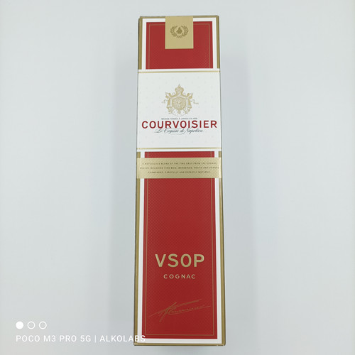 COURVOISIER VSOP 40% 0,7 L A.jpg