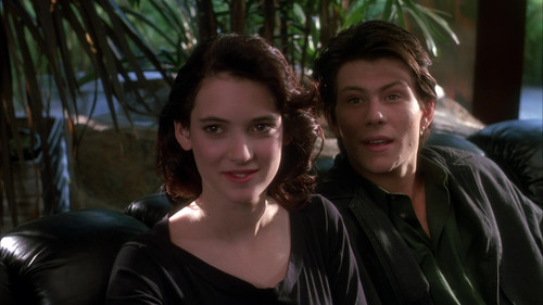 vlcsnap 2025 10 09 00h24m08s568.jpg