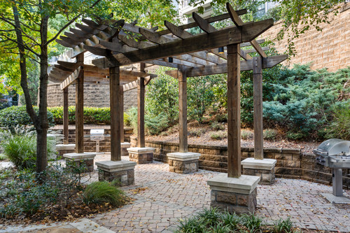 C206940 BellVinings CommunityGrills .jpg