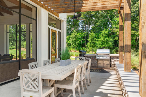 C200300 LemmondFarm LAKEHOUSE 03 02.jpg