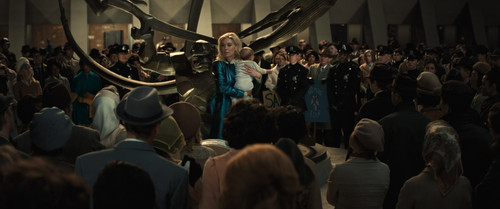 The.Fantastic.Four.First.Steps.2025.1080p.BluRay.CZ EN.x264 KNiVES.mkv snapshot 01.02.35 [2025.10.09.jpg