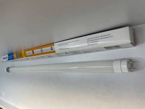 bong den led philips ledtube de ho 600mm 10w 1050lm 6500k t8 g13 c double ecofit 01.jpg
