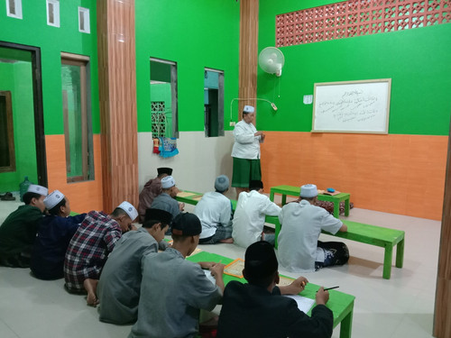 Gambar WhatsApp 2025 10 10 pukul 21.30.09 e87bfafa.jpg